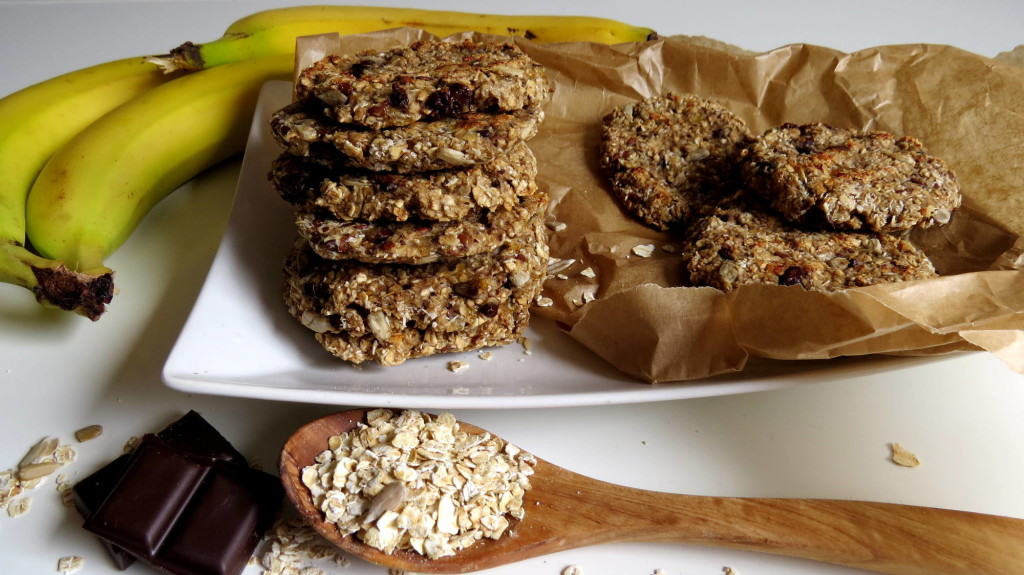 Super Easy Vegan BananaOatmeal Cookies Vegan Heaven