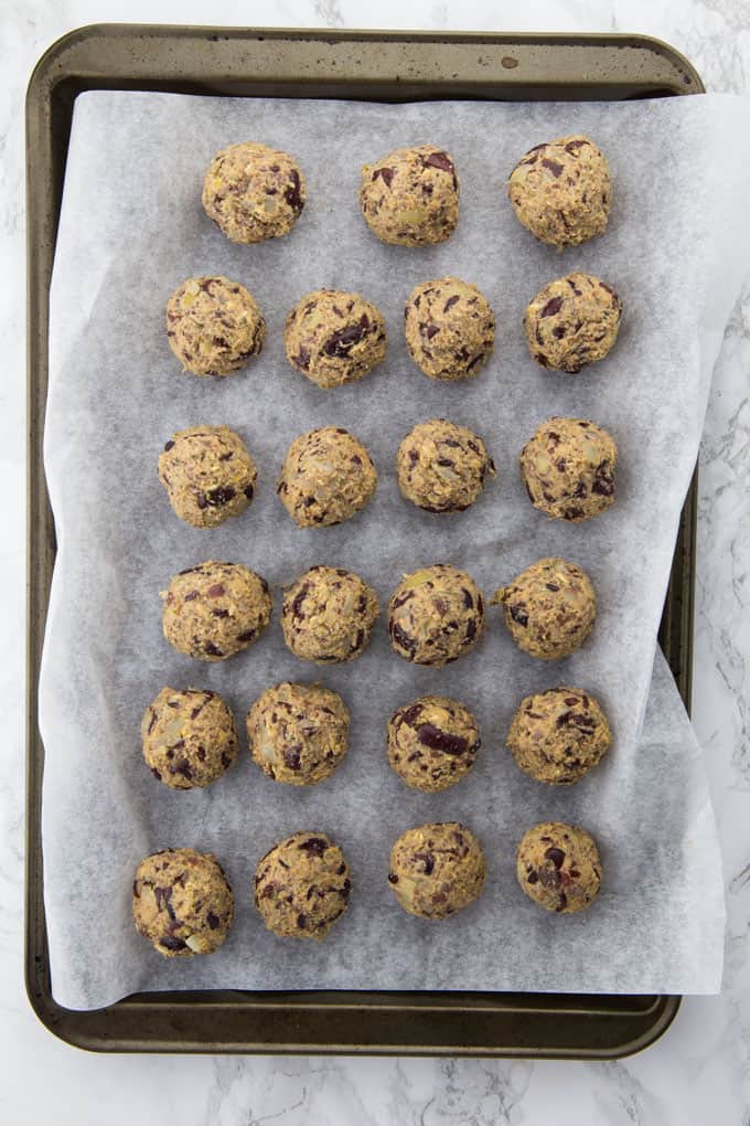 Vegan Meatballs with Spaghetti Vegan Heaven