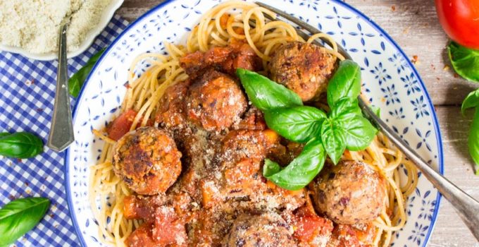 Vegan meatballs with Spaghetti