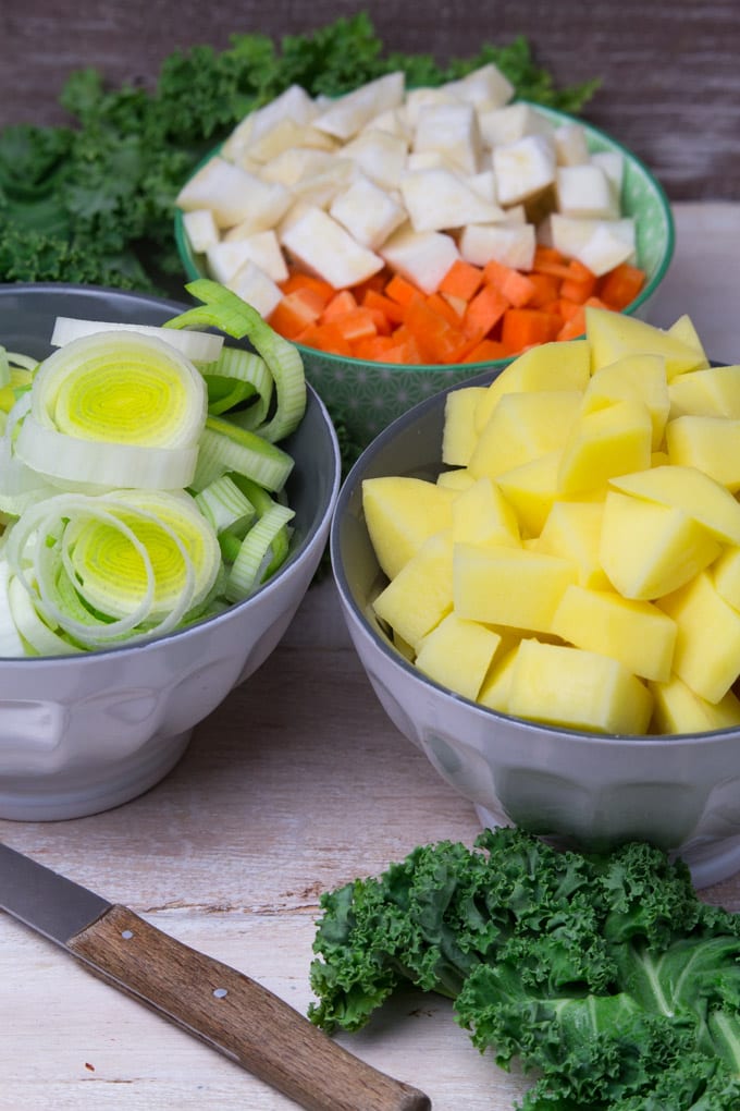 Vegan Potato Kale Soup 