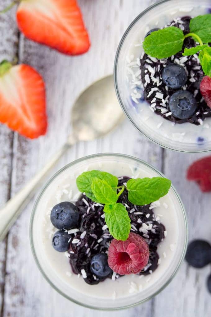 Vegan Blueberry Coconut Panna Cotta 