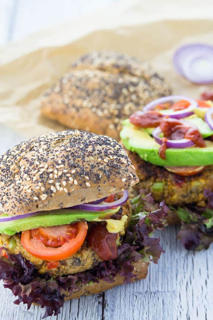 Chickpea Quinoa Power Burger 