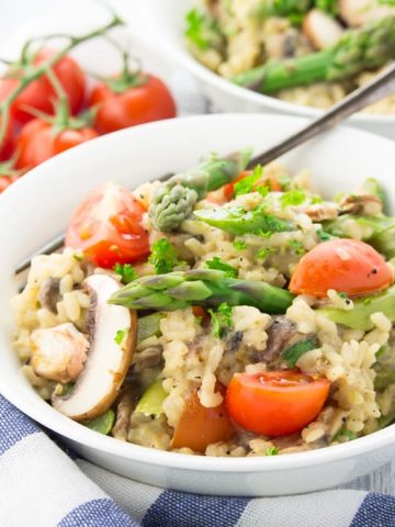 Vegan Risotto with Asparagus and Mushrooms