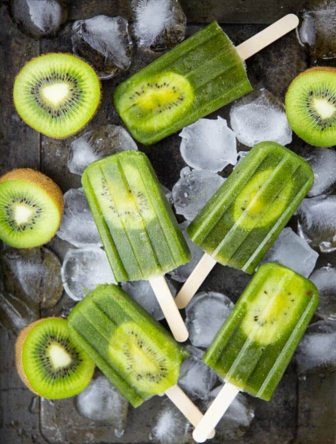 Healthy Popsicles with Kiwi & Pineapple 