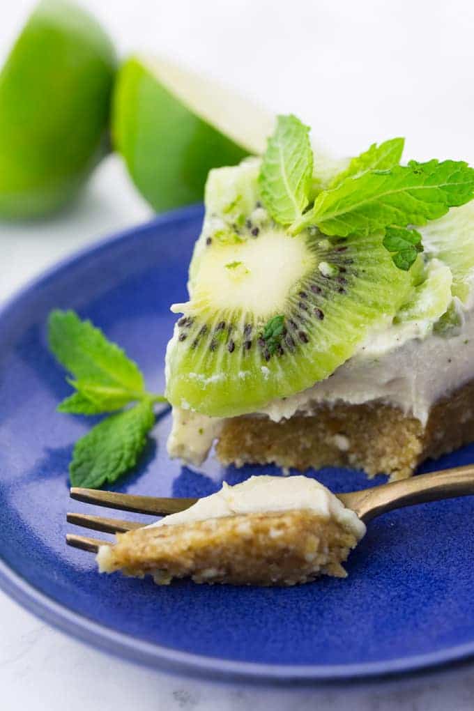 No Bake Kiwi Cheesecake (Vegan) 