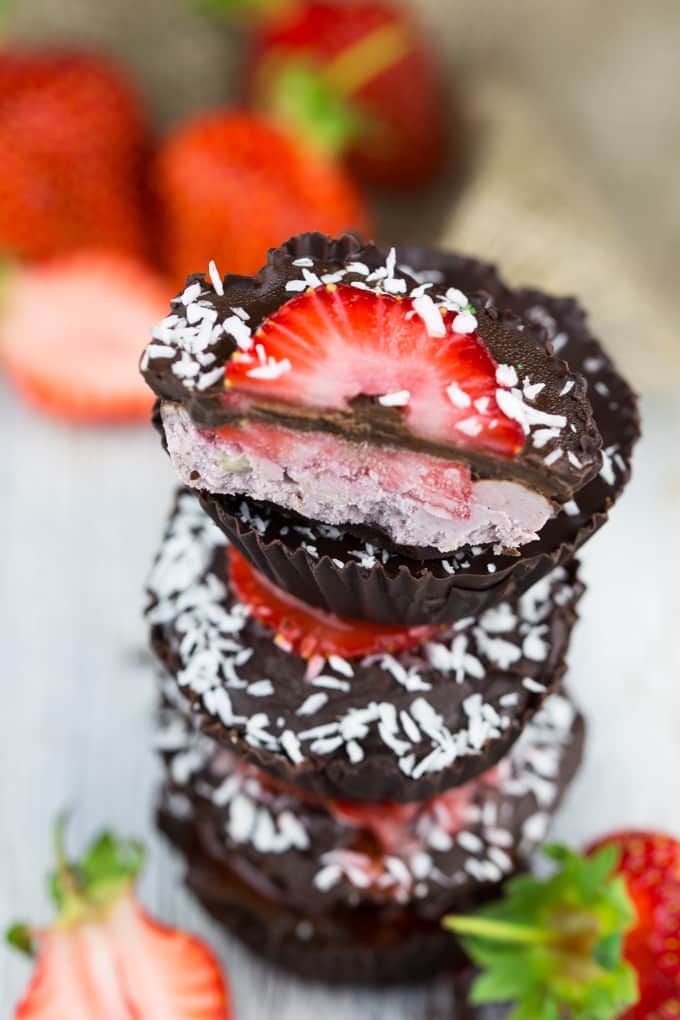 Strawberry Chocolate Dessert Cups