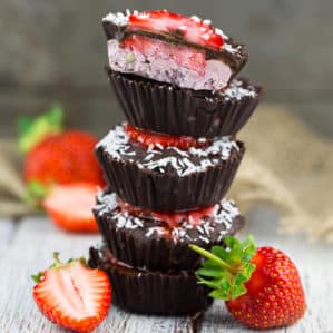 Strawberry Chocolate Dessert Cups