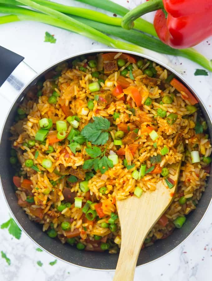 One Pot Vegetable Rice with Bell Pepper and Peas 