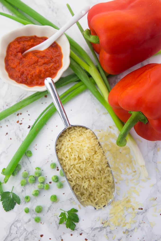 One Pot Vegetable Rice with Bell Pepper and Peas 