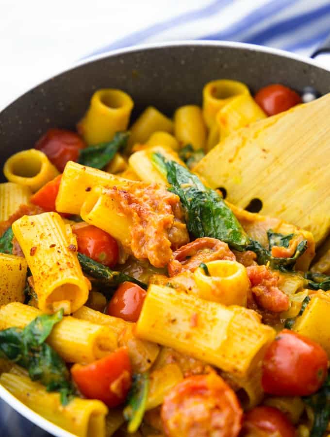 Vegan One Pot Pasta with Spinach and Tomatoes Vegan Heaven