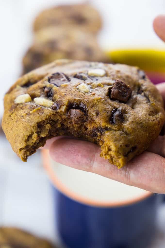 Vegan Pumpkin Cookies with Chocolate Chunks