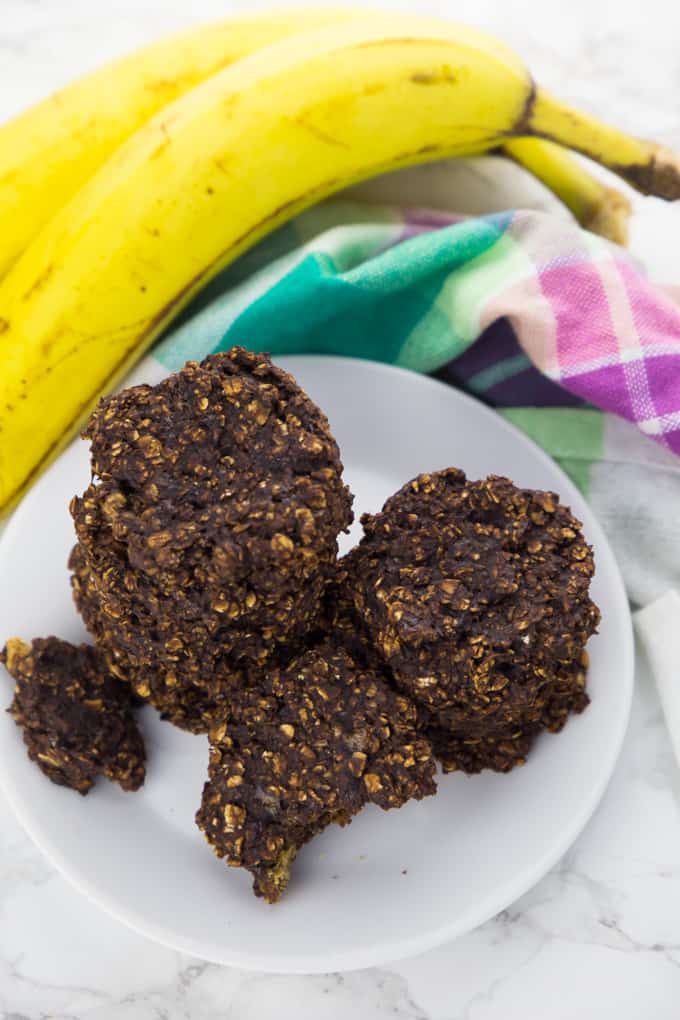 Chocolate Banana Cookies (Vegan, 4 Ingredients) 