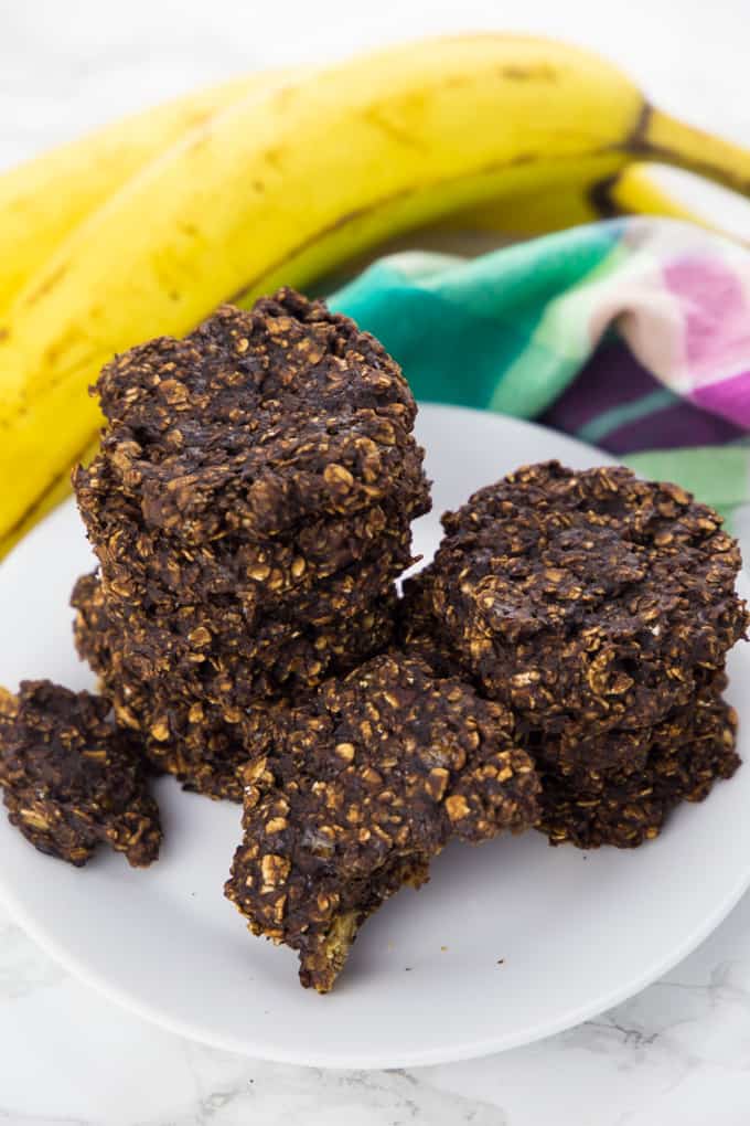 Chocolate Banana Cookies (Vegan, 4 Ingredients) 