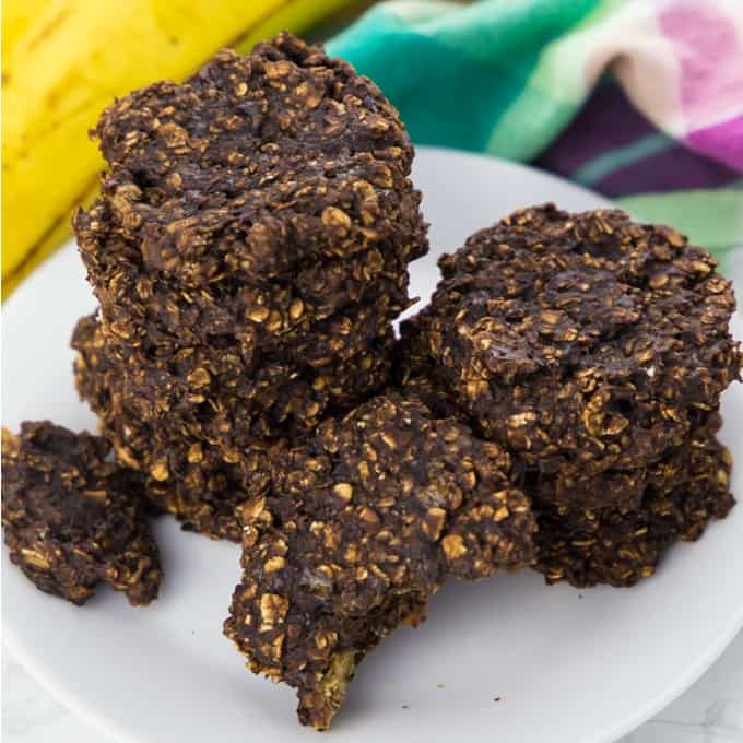 Chocolate Banana Cookies (Vegan, 4 Ingredients) - Vegan Heaven