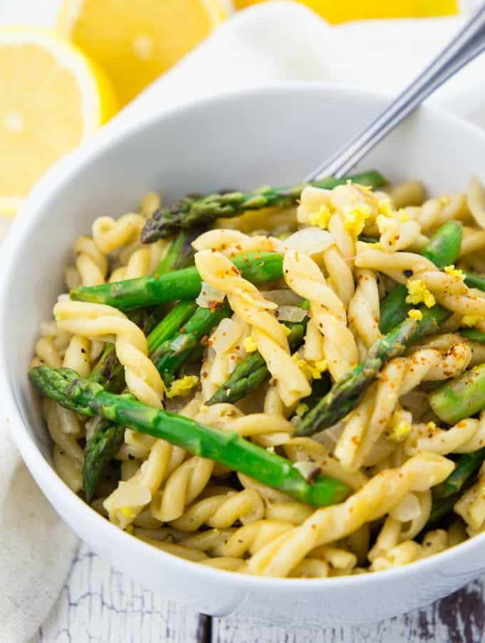 Lemon Asparagus Pasta - Ready in 20 Minutes! - Vegan Heaven