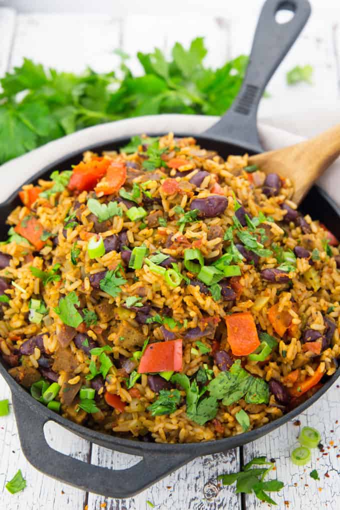 Vegan Jambalaya with Beans 