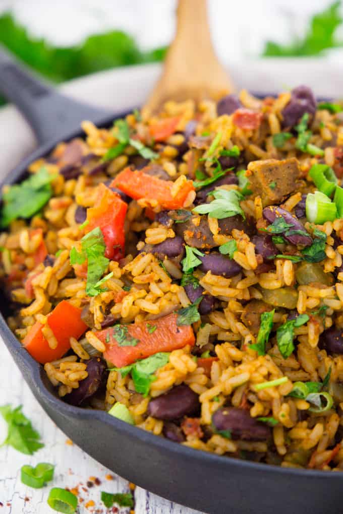 vegan jambalaya with beyond sausage