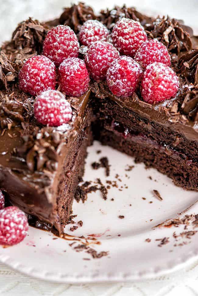 Vegan Chocolate Cake with Avocado Frosting 