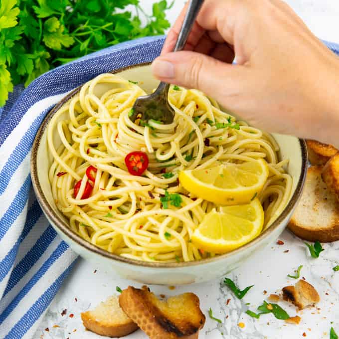 Spaghetti Aglio e Olio - Vegan Heaven