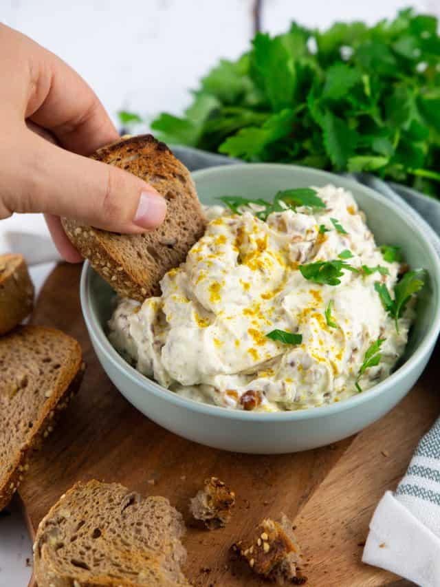 Vegan Spinach Artichoke Dip - Vegan Heaven